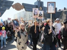 Фото. В Якутске акция «Бессмертный полк» собрала более 50 тысяч человек