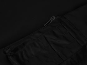 Утепленный бомбер с капюшоном и водоотталкивающей пропиткой