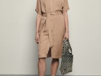 Платье с коротким рукавом и добавлением льна