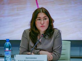 Презентованы медали и чорон абсолютного победителя Кубка главы Якутии по шахматам