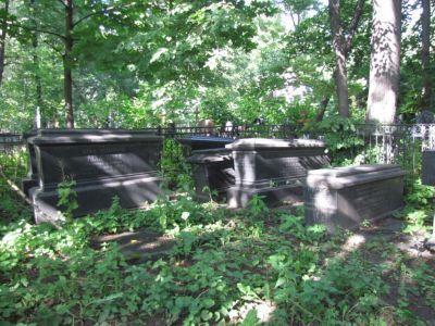 Ансамбль надгробий семейного захоронения Рахмановых, XIX – начало XX вв.