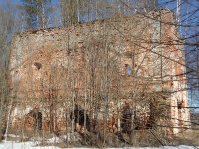 Церковь Живоначальной Троицы Александровой Успенской пустыни