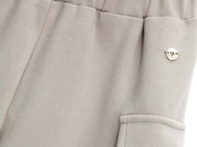 Брюки для маленькой девочки