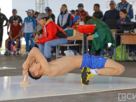 Завершились соревнования по мас-рестлингу и якутской вертушке на Играх Манчаары