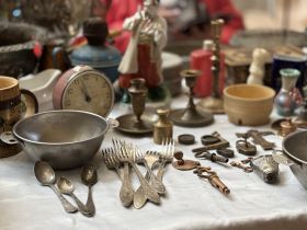 В Якутске открылась ярмарка любителей старины «Ленские клады»