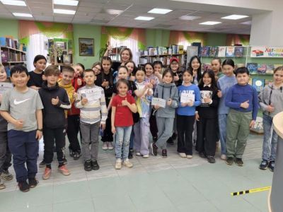Проект «Книгопарк» для популяризации чтения стартовал в Мирном