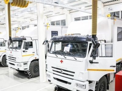 В год 100-летия ЯАССР Якутия получила 14 мобильных медицинских комплексов