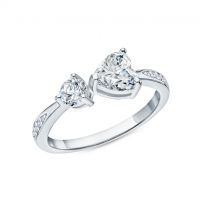Серебряное кольцо с фианитами