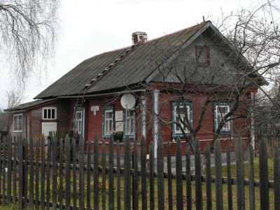 Дом (деревянный), в котором в детские и юношеские годы жил генерал-лейтенант Ф.М. Харитонов