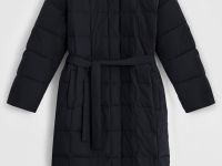 Стеганое утепленное пальто с капюшоном