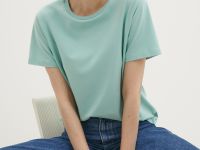 Футболка свободного силуэта