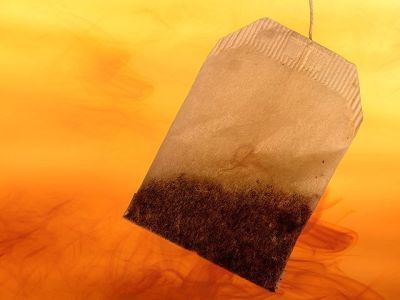 Британские ученые создали растворимые чайные пакетики из водорослей