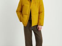 Утепленная куртка со съемным капюшоном