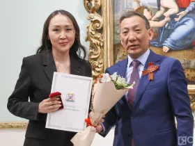 Музейным работникам Якутии вручили премии главы республики