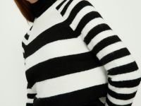 Джемпер прямого силуэта с шерстью