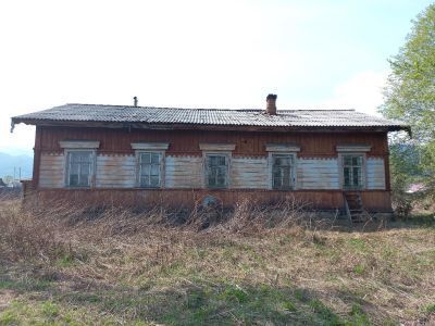 Путевая казарма разъезда Солзан МПС