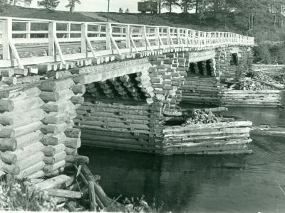 Мост на реке Кене