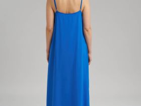 Свободное платье миди на бретелях