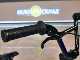 Экстремальный велосипед Stark Madness BMX Race, год 2024, цвет Серый-Красный, ростовка 9