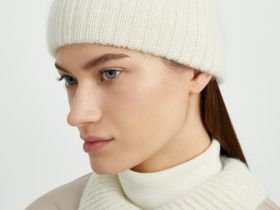 Шапка с добавлением овечьей и подшерстка енота