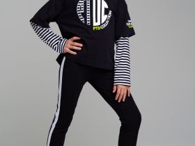 Фуфайка трикотажная для девочек (футболка с длинными рукавами)