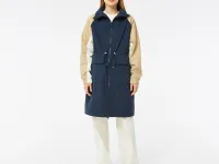 Женская двухцветная парка Lacoste с поясом