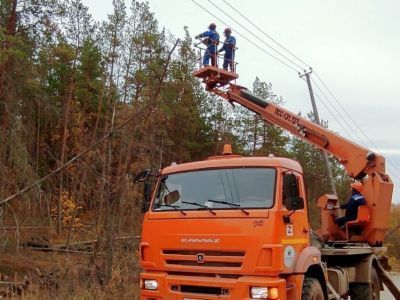 В Якутске энергетики устранили последствия порывистого ветра