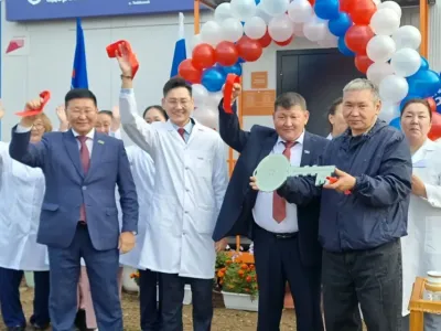 Новую модульную амбулаторию открыли в селе Тойбохой Сунтарского района Якутии