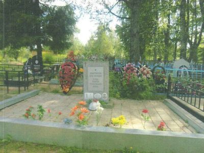 Братская могила советских воинов, погибших в период Великой Отечественной войны