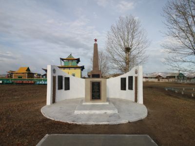 Памятник воинам-землякам, погибшим на фронтах Великой Отечественной войны