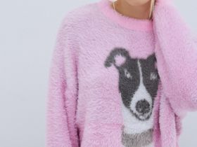 Пушистый джемпер с принтом собаки, Розовый