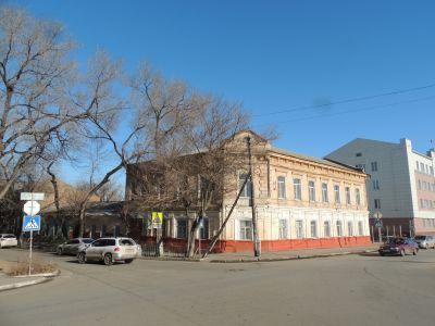 Городской особняк со службами, 2-я пол. XIX в.