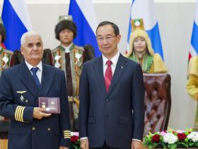 Глава Якутии вручил государственные награды