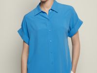 Блузка с коротким рукавом и отложным воротником