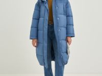 Пальто с воротником-стойкой