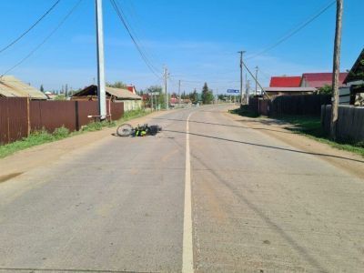 В Якутии серьезно пострадал нетрезвый 18-летний мотоциклист, врезавшись в столб