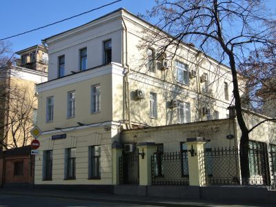 Служебный корпус, 1-я треть XIX в., начало XX в.