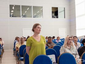 В Якутске на форуме обменялись опытом сопровождения замещающих семей и работы с подростками