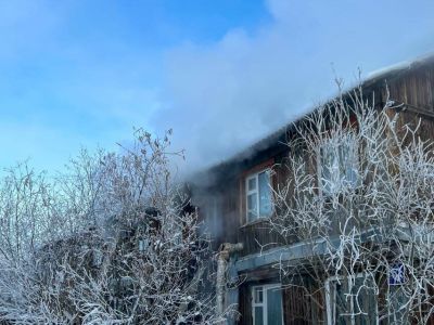 В Якутске в результате пожара в многоквартирном доме погибла женщина