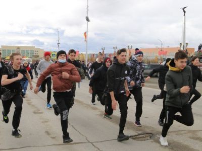 В Удачном прошел спортивный выходной: «Кросс нации» и велогонки