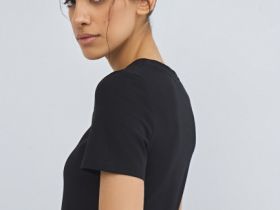 Базовая футболка из хлопка, Черный