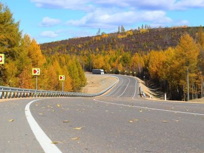 Между Якутией и Амурской областью на трассе «Лена» уложили асфальт 