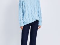 Свитер свободного кроя