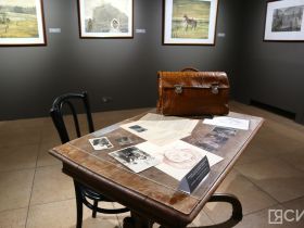 В Якутске открылась выставка графики Алексея Евстафьева