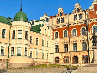 Выборг. Путешествие в средневековье: мощеные улочки старого города, рецепт Выборгского кренделя и легенды парка Монрепо.