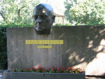 Памятник финскому композитору Яну Сибелиусу