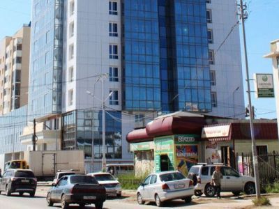 Выжившая после падения с высоты девушка скончалась в реанимации