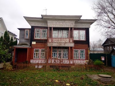 Дом жилой (деревянный)