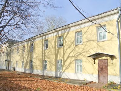 Западный флигель оранжереи