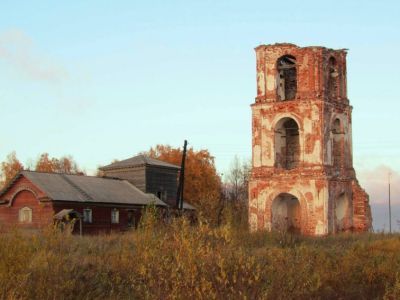 Колокольня